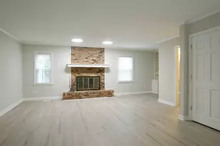6016 Thrush Cir, Sanford, NC 27332 - Photo 5