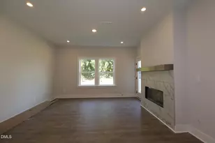 2914 Walden Rd, Apex, NC 27502 - Photo 5