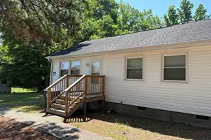 137 W Barbee St, Zebulon, NC 27597 - Photo 1