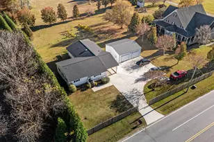 353 N Pleasant Coates Rd, Benson, NC 27504 - Photo 9