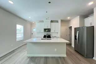 813 Strm Vw Ct, Mebane, NC 27302 - Photo 5