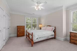 928 Portstewart Dr, Cary, NC 27519 - Photo 9