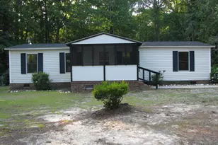 127 Haywood Dr, Roanoke Rapids, NC 27870 - Photo 1