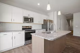 127 Elyse Overlook Lp, Sanford, NC 27332 - Photo 7