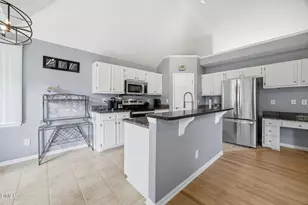 11113 N Radner Way, Raleigh, NC 27613 - Photo 9