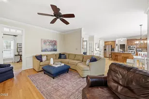 424 Grosvenor Dr, Raleigh, NC 27615 - Photo 13