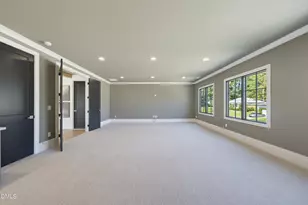 413 Pinecroft Dr, Raleigh, NC 27609 - Photo 49