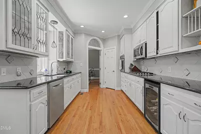 5517 N Hawthorne Way, Raleigh, NC 27613 - Photo 21