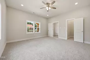 213 W Parrish Dr, Benson, NC 27504 - Photo 21