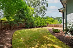 911 Canterbury Rd, Raleigh, NC 27607 - Photo 59