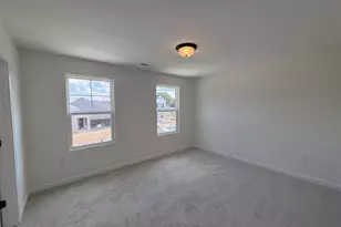 609 Crescent Wood Trl, Zebulon, NC 27597 - Photo 17