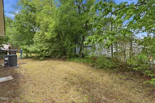 1015 Fairview St, Durham, NC 27707 - Photo 25