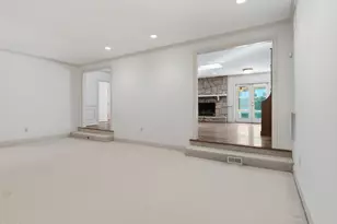 2420 Tyson St, Raleigh, NC 27612 - Photo 15