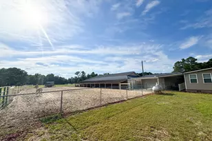 113 Pine Log Ln, Roseboro, NC 28382 - Photo 5