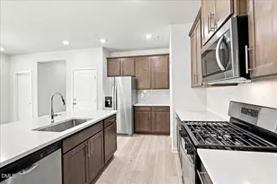 1429 Hatteras Rd, Durham, NC 27704 - Photo 9