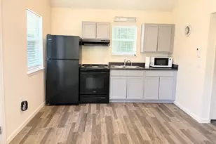 112 Crestview Rd, Siler City, NC 27344 - Photo 5