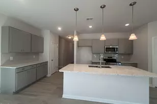 305 Allegheny Dr, Sanford, NC 27330 - Photo 3