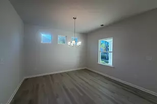 305 Allegheny Dr, Sanford, NC 27330 - Photo 5