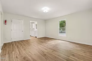 100 Shelton St, Carrboro, NC 27510 - Photo 9