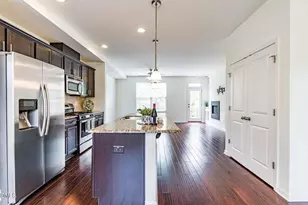3917 Brokenshire St, Cary, NC 27519 - Photo 11
