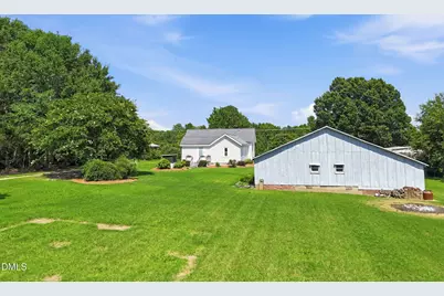 734 S Wakefield Street, Zebulon, NC 27597 - Photo 9