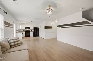 707 Bentley Ln, Burlington, NC 27217 - Photo 9
