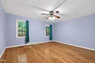 2120 Longwood Dr, Raleigh, NC 27612 - Photo 19
