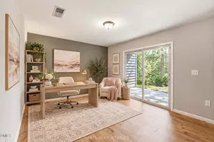 3217 Kempthorne Rd, Cary, NC 27519 - Photo 25