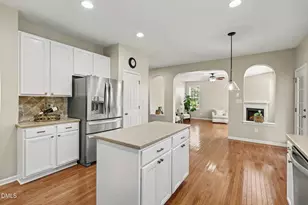 8417 Dunnington Cir, Raleigh, NC 27613 - Photo 7