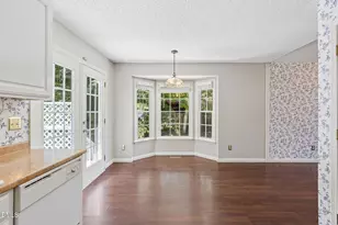 5931 Royal Coach Ct, Raleigh, NC 27612 - Photo 9