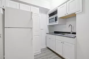 5703 Willowbrook Dr, Raleigh, NC 27609 - Photo 29