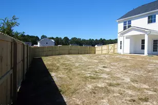 1149 Hedgewood Dr, Hope Mills, NC 28348 - Photo 51