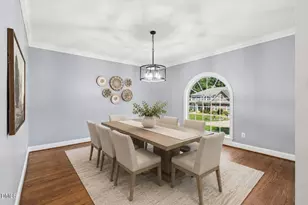 2103 W Marilyn Cir, Cary, NC 27513 - Photo 7