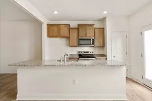 629 Sefton Park Dr, Zebulon, NC 27597 - Photo 9