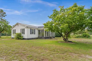 10027 Garland Hwy, Clinton, NC 28328 - Photo 3