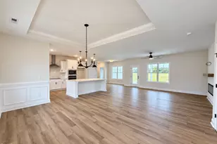 140 Margot Manor Dr, Benson, NC 27504 - Photo 3