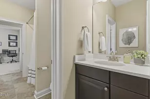 3709 Rolston Dr, Raleigh, NC 27609 - Photo 61