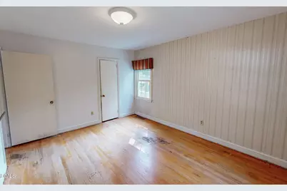 907 Frank Street, Roxboro, NC 27573 - Photo 17