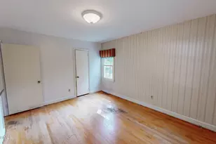 907 Frank St, Roxboro, NC 27573 - Photo 17