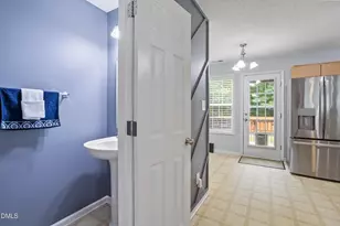 913 Woodgreen Dr, Durham, NC 27704 - Photo 13
