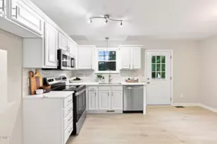 105 Poplar Ct, Willow Springs, NC 27592 - Photo 3