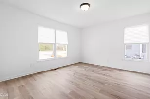 8029 Perry Creek Rd, Raleigh, NC 27616 - Photo 15