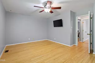 27 Clover Dr, Chapel Hill, NC 27517 - Photo 21
