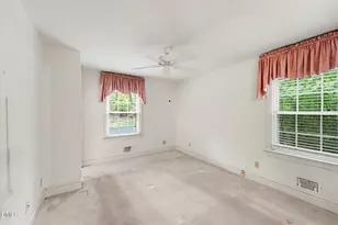 5405 Parkwood Dr, Raleigh, NC 27612 - Photo 19