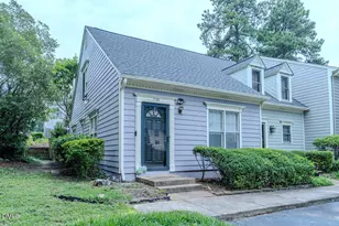 1738 Township Cir, Raleigh, NC 27609 - Photo 7