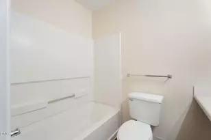 1420 Collegiate Cir, Raleigh, NC 27606 - Photo 25