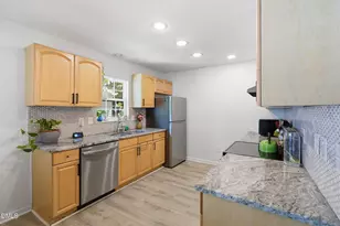 114 N Blacknall St, Durham, NC 27703 - Photo 7