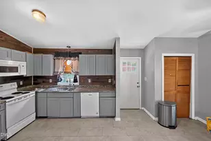 3016 Dearborn Dr, Durham, NC 27704 - Photo 3