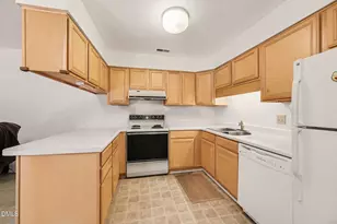 268 Summerwalk Cir, Chapel Hill, NC 27517 - Photo 7