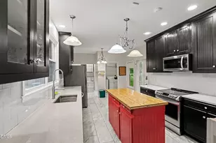 72 Hood Rd, Lumberton, NC 28358 - Photo 3